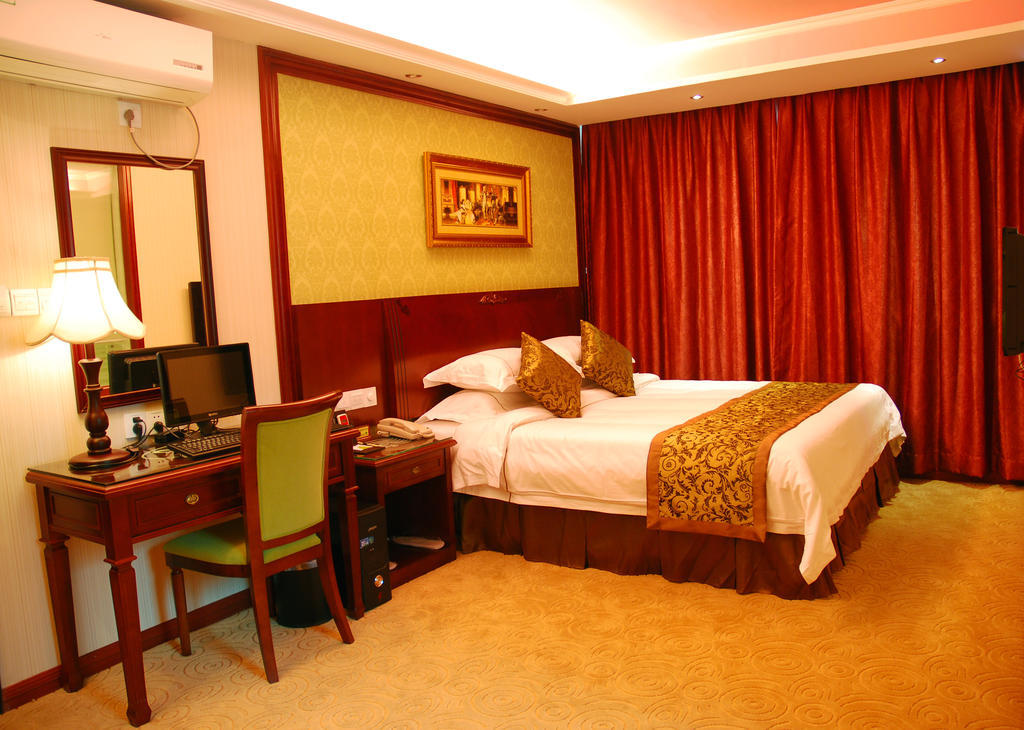 Vienna Hotel Shenzhen Railway Station Szoba fotó