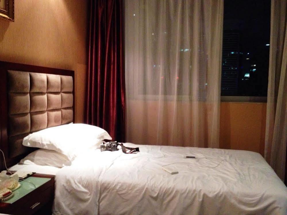 Vienna Hotel Shenzhen Railway Station Kültér fotó